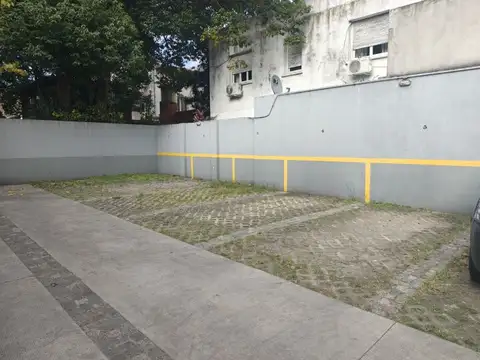 SAN MARTÍN CENTRO: COCHERA FIJA (Moreno 3366)