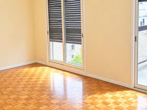 Avenida Hipólito Yrigoyen 3200