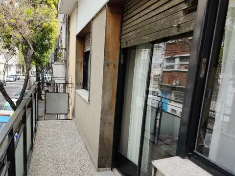 Cochabamba 1500, Piso 1