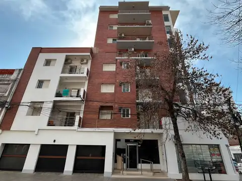 SE VENDE DEPARTAMENTO DE 2 DORMITORIOS Y COCHERA