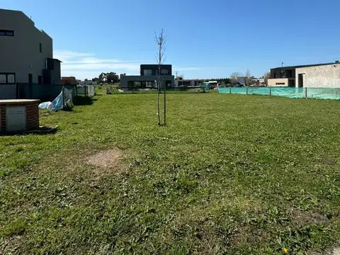 Terreno en Venta en Barrio Arenas Chico, USD 55.000
