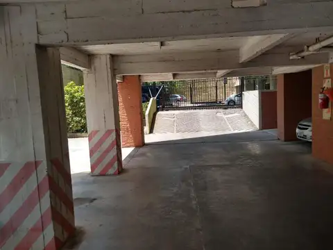 Cochera - San Isidro