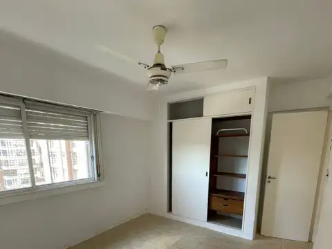 Departamento en Alquiler en Acassuso Vias  /  Santa Fe, USD 900