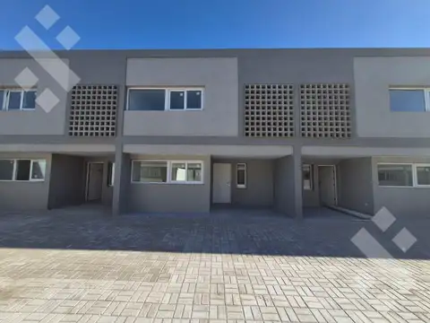 VENTA DÚPLEX 2 DORMITORIOS - B° CONFLUENCIA RURAL, NEUQUÉN