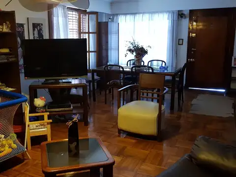 Casa 6 ambientes con 3 baños