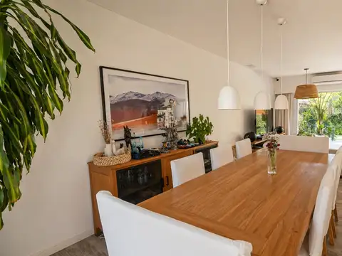 Casa en Venta en Vicente López Vías / Maipú, USD 875.000