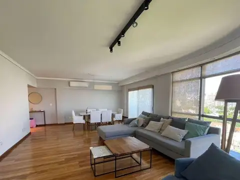 Alquiler de departamento 4 ambientes Con Dependencia y Cochera en Caballito