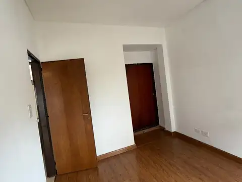 Depto Tipo Casa en Alquiler de 1 dormitorio