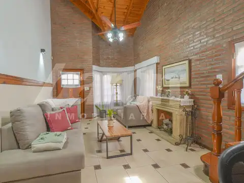Casa en Venta en Lomas de Zamora, USD 240.000