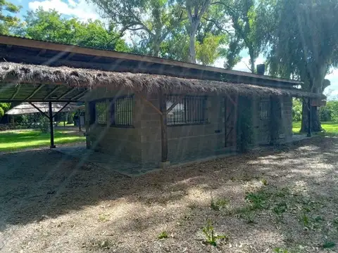 CASA QUINTA PARADA ROBLES EXALTACION DE LA CRUZ