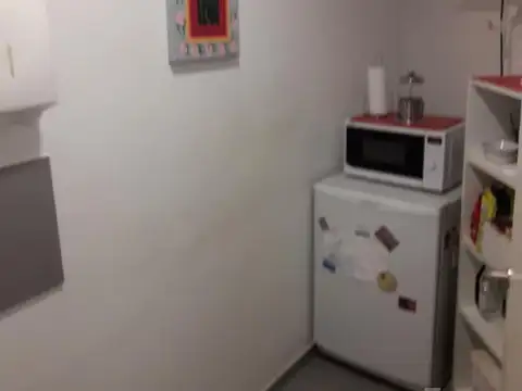 Oficina 2 ambientes con 1 baño