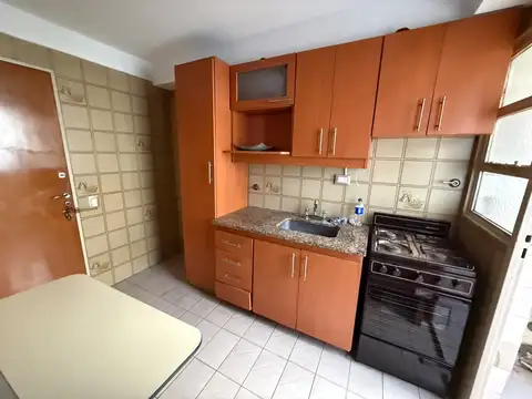 DEPARTAMENTO 2 AMBIENTES AMPLIOS - APTO PROFESIONAL
