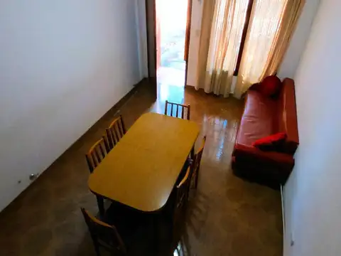 Depto Tipo Casa en Venta con 1 cocheras
