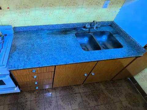 Duplex, 3 dormitorios, cochera, a la calle, balcon
