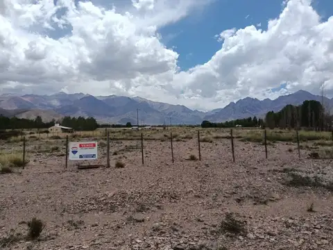 REMAX VENDIMIA VENDE LOTE EN SAN ALBERTO USPALLATA