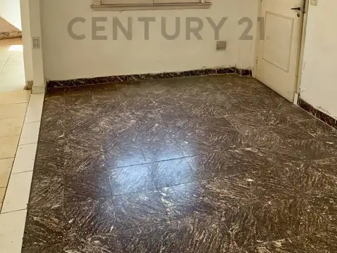 Oficina 3 ambientes con 1 baño