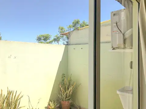 Depto Tipo Casa en Venta 30 años