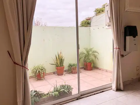 Depto Tipo Casa en Venta de 1 dormitorio