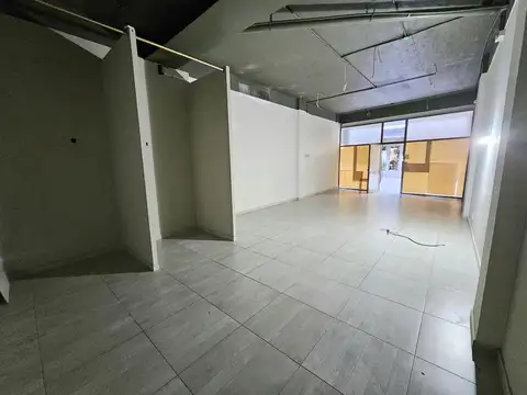 Local en Venta en Barrio Parque Leloir, USD 320.000