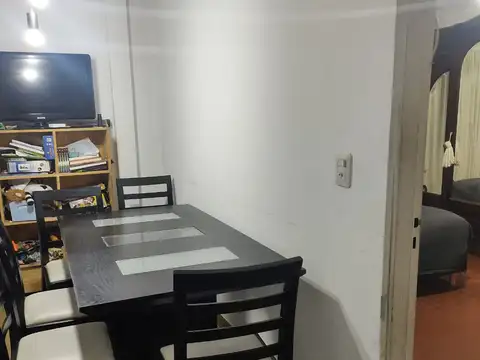 CASA CON FONDO Y GALPON- EX- CALLE NICARAGUA