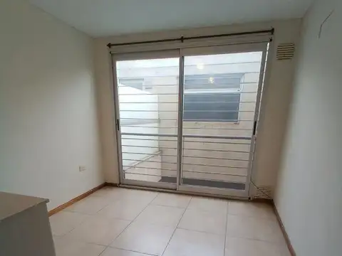 Monoambiente en barrio Lourdes