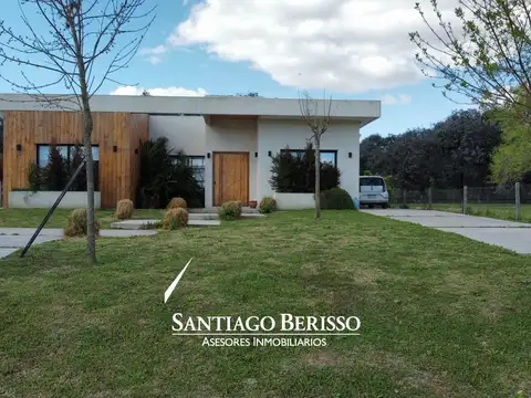 Casa en El Campo - Fincas Exclusivas Cardales