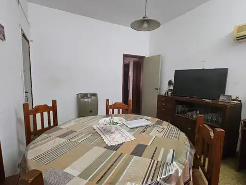 Depto Tipo Casa en Venta de 4 ambientes