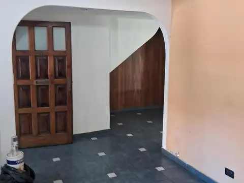 Depto Tipo Casa en Alquiler de 2 ambientes