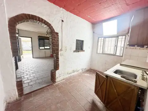 Casa en Alquiler en Monte Grande, $ 600.000