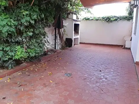 Casa interna unica con amplio jardín, NO PH