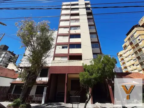 Gutierrez e/ San Juan y Chiozza