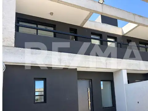 VENTA DUPLEX 3 DORMITORIOS A ESTRENAR NEUQUEN