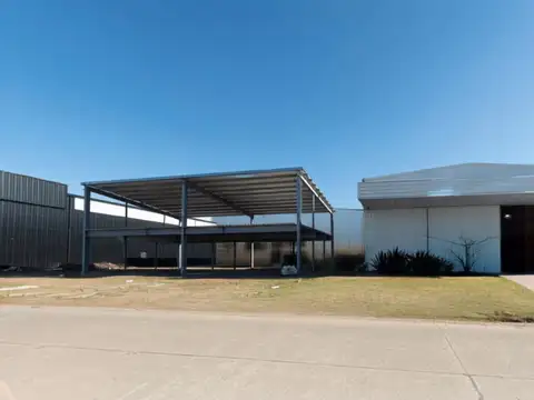 Nave Industrial 3500m² con Lote 4400m² | Polo Hudson