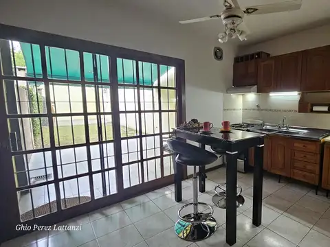 Depto Tipo Casa 5 ambientes con 1 baño