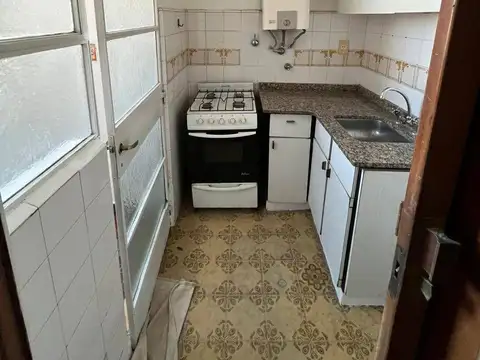 Departamento en Venta en Flores, USD 75.000