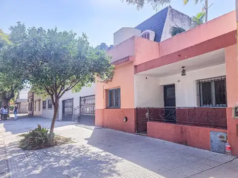 VENTA-CASA 5 AMB CON PATIO/TERRAZA-VERSALLES-185m²