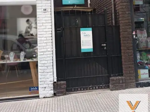Alsina e/ Avenida de Mayo y Necochea