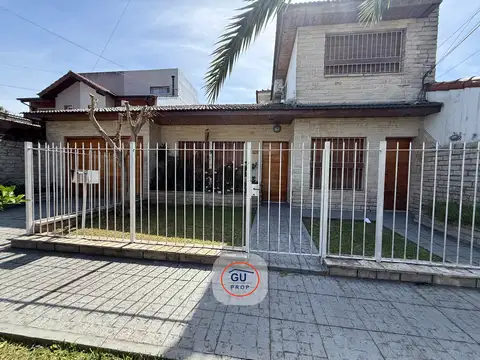 CASA 3 AMB C/COCHERA & DEPTO 2AMB