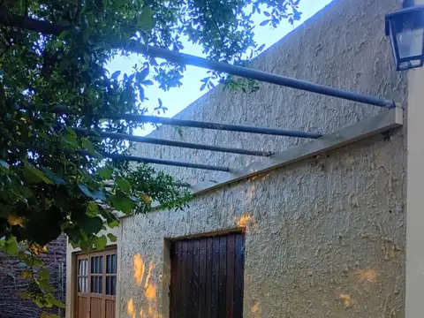 Quinta en Venta en Arijon, USD 60.000