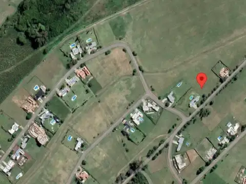 Lote terreno 110 en venta. Barrio La Elina, Comarcas de Luján. Country.  Zona Oeste