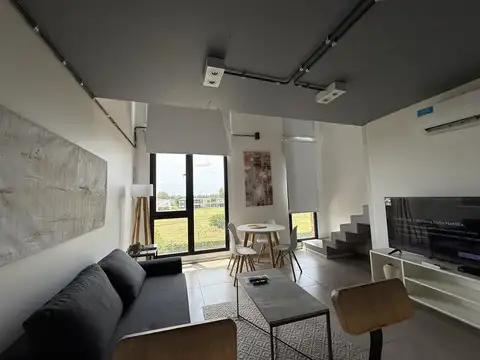 Departamento en Alquiler en Villa Rosa, USD 600