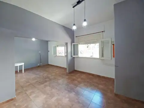 Depto Tipo Casa en Venta de 2 ambientes