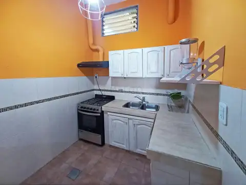 Depto Tipo Casa 2 ambientes con 1 baño