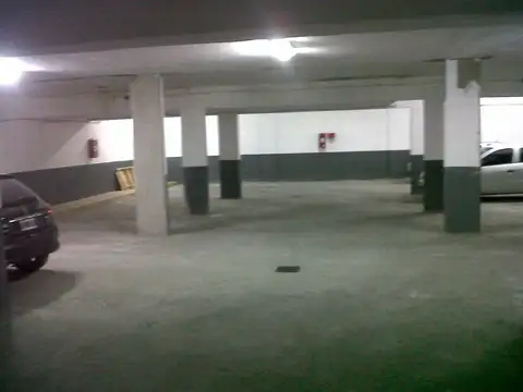 Cochera en Alquiler en Nueva Cordoba