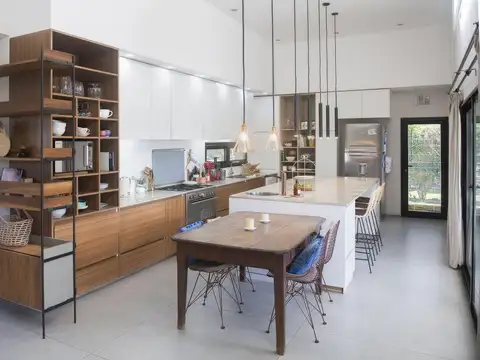 Casa en Alquiler al Noroeste