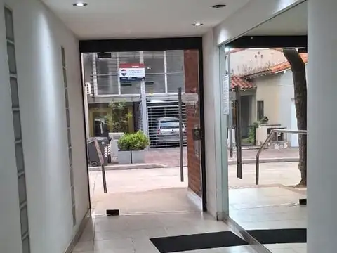 Avenida Peron al 1500