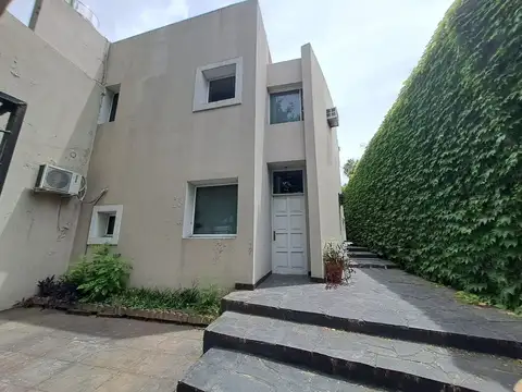 Venta PH tipo casa sin expensas 2 ambientes y 1/2