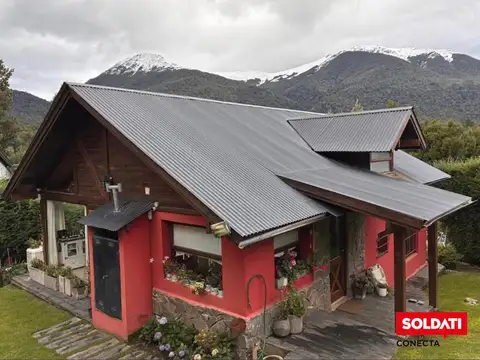 Casa 4 ambientes con 2 baños