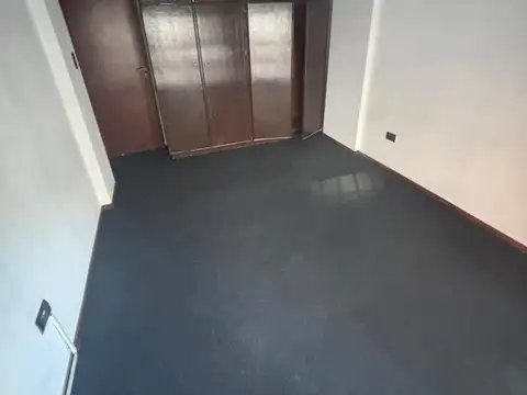 Oportunidad departamento por escalera 2 dormitorios centro!