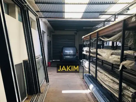 Galpon en Venta 12  mts Frente